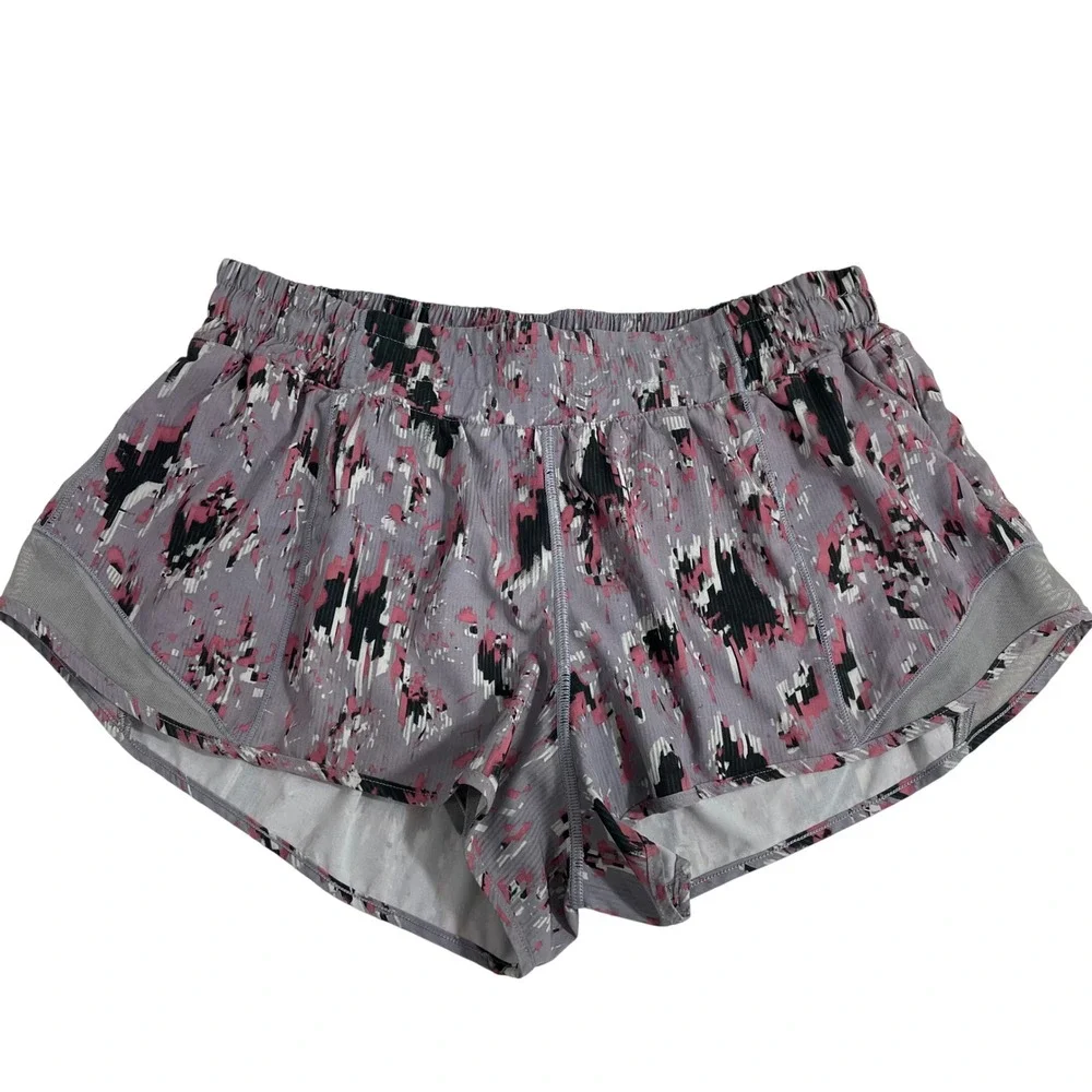 Lululemon Hotty Hot Shorts II Floral Flux Multi‎ / Raceway Grey Size 10